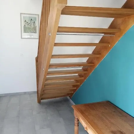 شقة Bel Appt 3 Pieces, A L'etage, Jardin Privatif, Au Calme, 10 Mn Saumur Et Cnpe *