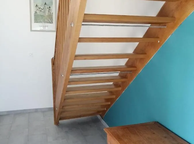 公寓 Bel Appt 3 Pieces, A L'etage, Jardin Privatif, Au Calme, 10 Mn Saumur Et Cnpe *